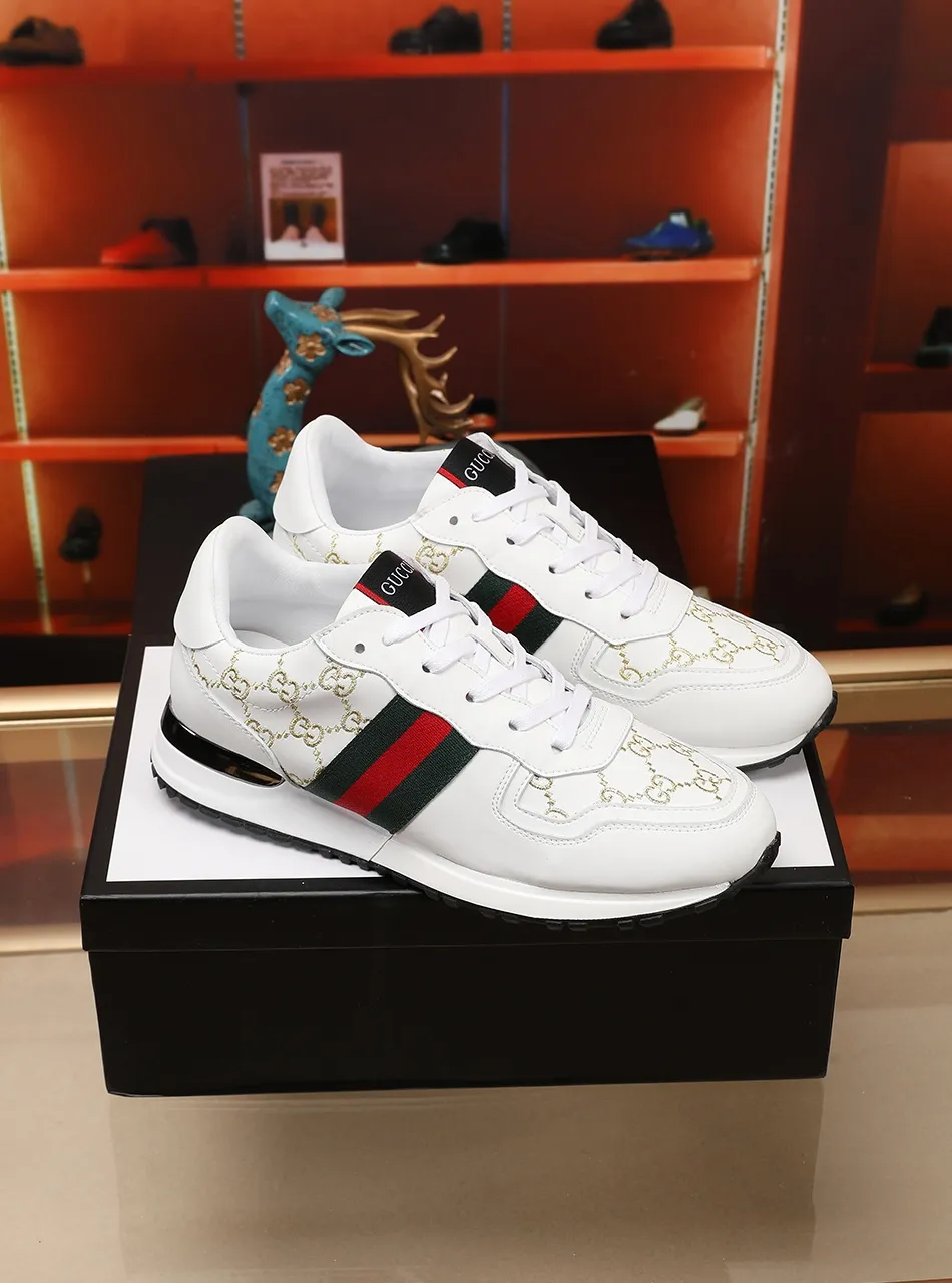 Factory price: 400💰 (GUCCI) The latest summer model from the official website🎁🎁casual and fashionable men's shoes👟, hot style💥The version is simple and elegant, exclusive for trendy men, the upper is made of calfskin electric embroidery pattern ➕The inner lining is made of sheepskin, soft and comfortable, black and white two-color optional, code number: 38-44, customized 45
